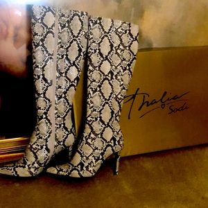 Snake Print, Knee high boots